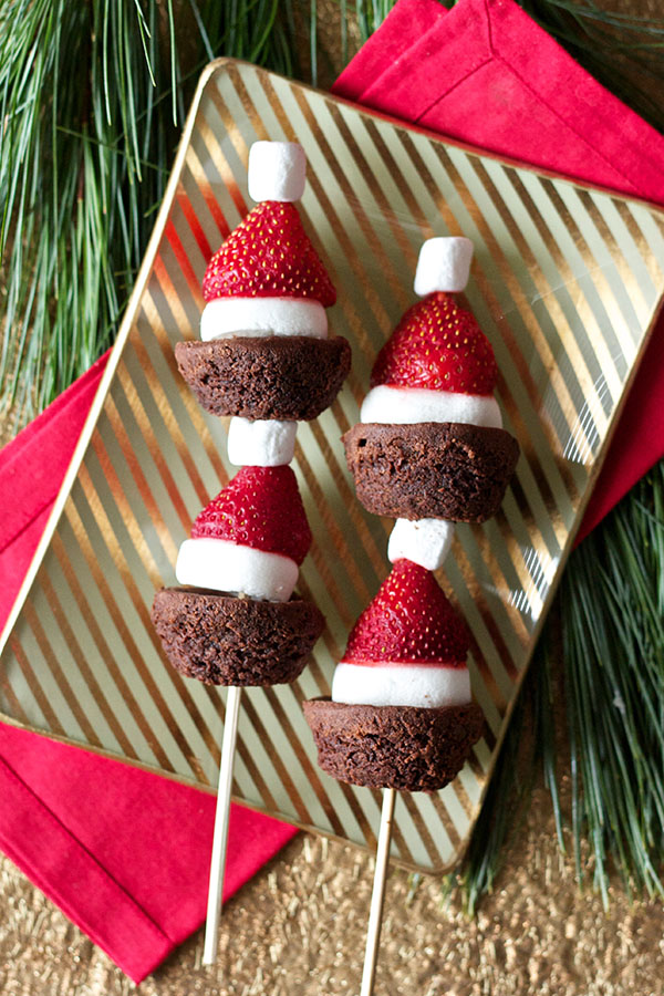 Santa Hat Brownie Kabobs 9663 copy