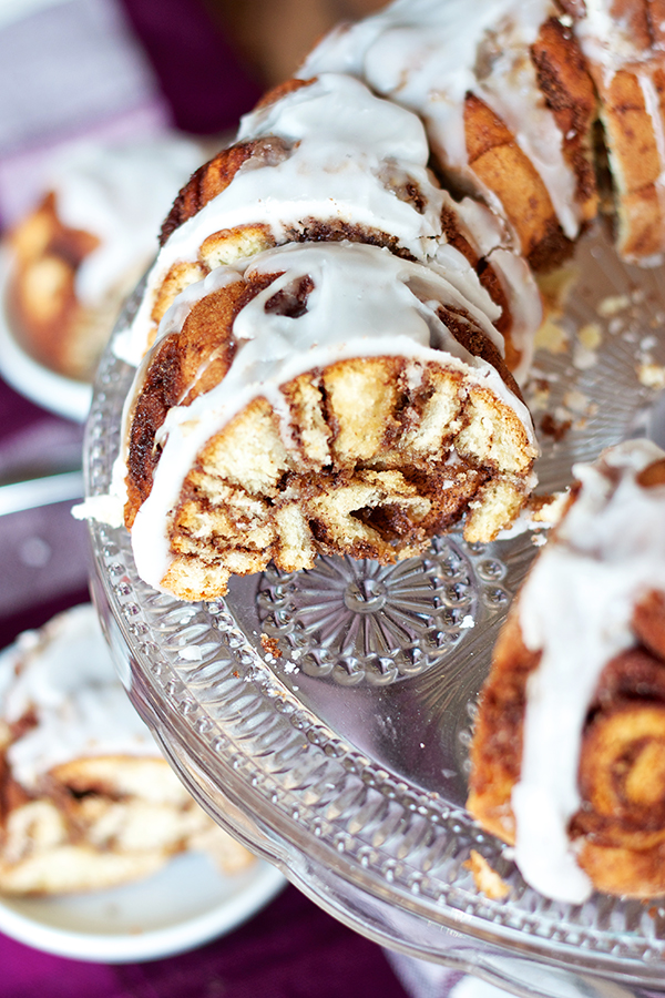 Cinnamon Roll Bundt Cake 8207 copy